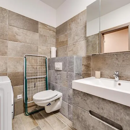Apartman Forest Földvár By Bltn Balatonföldvár