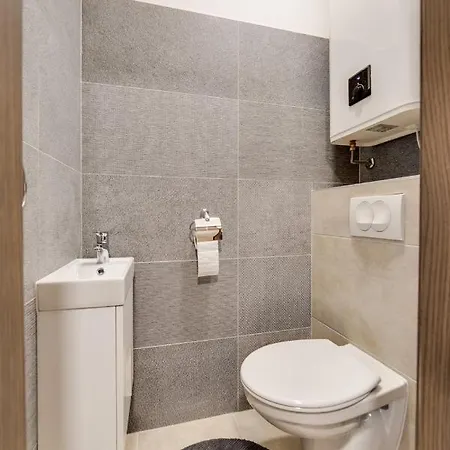 Forest Foeldvar By Bltn