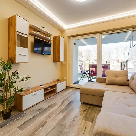 Forest Foeldvar By Bltn *