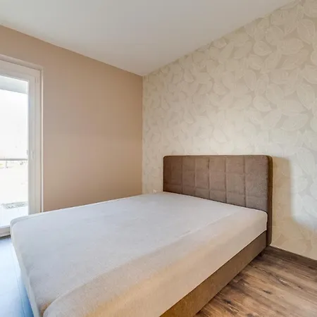 Forest Foeldvar By Bltn 아파트