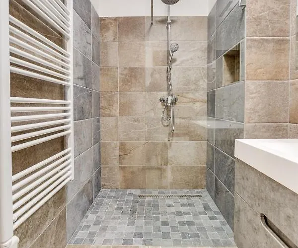 Forest Foeldvar By Bltn