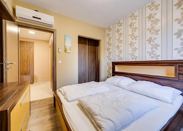 Lägenhet Forest Foeldvar By Bltn