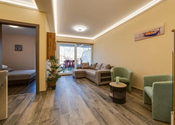 Forest Foeldvar By Bltn